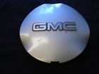 2557918 Buick Riviera Center Cap