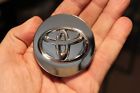 42603-08020 Toyota Oem Camry Venza Sienna Center Cap Hubcap Chrome