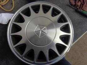 570-00465 Wheel Cover Hubcap 15-slot Type Fits 88-93 Dynasty 961940