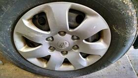 570-55558a Wheel Cover Hubcap 16 Inch Chrome Center Emblem Fits 07 09-10 Entourage 372569