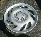 90539609 Saturn Oem Hubcap Wheel Cover Gm