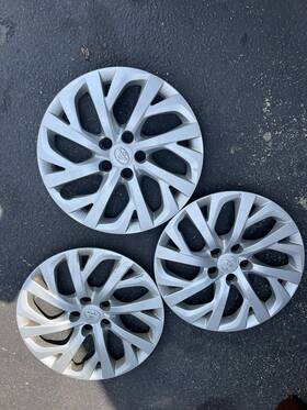 570-61181 Aftermarket Products Used 2017 2018 2019 Toyota Corolla 16 Inch Silver Hubcap Wheelcover See Details
