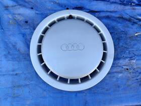 893601147 Audi 1 Oem 1988-1992 80 14 Inch 20-slot Type Hubcap Wheel Cover P/n
