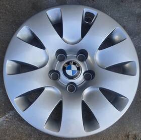 36136768525 Bmw 1 Genuine Oem 5-series E60 E61 16 Inch Hubcap Wheel Cover #01 P/n