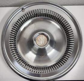 01252210 Buick Vintage 1976-1979 Skylark Original Oem Hubcap Wheel Cover G1