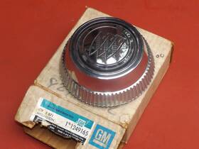 1249165 Buick Nos 1977 1978 Century Regal Lesabre Electra Hub Cap Medallion