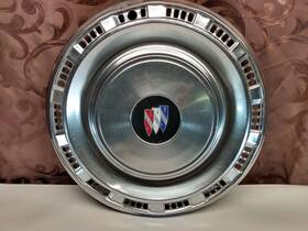 1256627 Buick 1978-81 Century Single Original Wheel Cover 14 Inch Hubcap