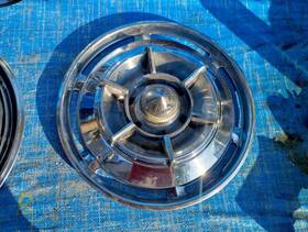 1347506 Buick 1961 15 Inch Bullet Spinner Wheel Cover Hubcap