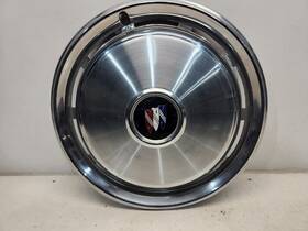 570-01057 Buick 1974-76 Lesabre Wheel Cover - 15 Inch / Aluminum Small Dings