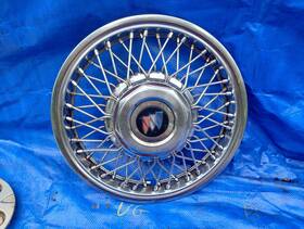 570-01118a Buick 1986 - 1990 Century 14 Inch Wire Spoke Wheel Cover 202687 Metal Lock Style