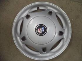 570-01136 Buick Wheel Cover Hubcap 5-slot Type Fits 92-93 Skylark 967564