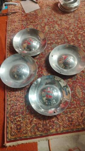 570.gm4s52 Buick 1952 Roadmaster Hub Caps Wheel Covers Set Of 4 Near Mint