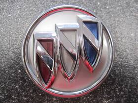 84922610 Buick 2018-2024 Enclave Oem Center Cap 2-9/16 Inch 65mm Gmb4001 - One/1