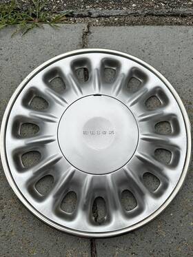 9594719 Buick 00-05 Lesabre 15 Inch 2 Piece Wheel Cover Hubcap Oem 01 02 03 04 Nice