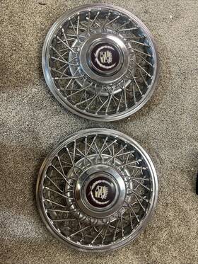 01624053 Cadillac 14 Inch Wire Spoke Hubcap Wheel Covers 1985 86 87 88 Deville Fleetwood 2 Pc