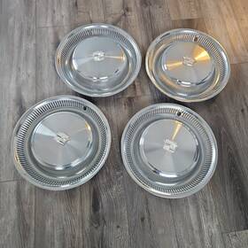 570-02015 Cadillac 74 75 76 Commercial Chrome Stainle Wheel Cover 15 Inch Hubcap 1974 1976