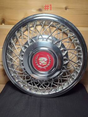 9483 Cadillac Four Factory 1989-92 Deville Fleetwood 15 Inch Wire Spoke Hubcap #9483