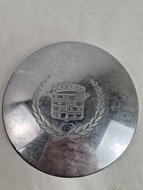 Smitley-238-01-244 Cadillac 95-02 Seville Deville Eldorado Oe Chrome Center Cap