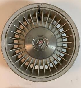 00468610 Chevrolet 1978-1980 Chevy Monte Carlo Deluxe Hub Cap Wheel Cover