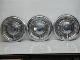 03725238 Chevrolet Set Of 3 Wheel Covers Hubcaps Fits 56-58 Corvette 15 Inch