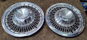 03957059 Chevrolet 2 1969 1970 Chevy Camaro Nova Chevelle Hubcaps Wheel Covers Vintage