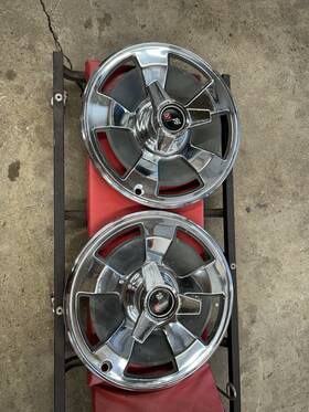 1965covspn Chevrolet Oem 1965 1966 Corvette Spinner Wheel Covers Hub Caps Chevy 2