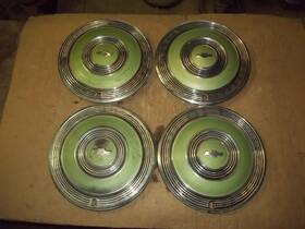 3041 Chevrolet 1970 70 Caprice Monte Carlo Hubcap Rim Wheel Cover Hub Cap 15 Inch Green 4