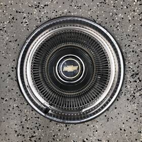 3042a Chevrolet Vintage 1970-1975 Chevelle 15 Inch Hubcap Wheel Cover Used