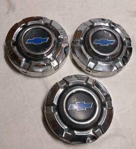 326831 Chevrolet 1967-72 Chevy Truck 1/2 Ton Hubcaps Hub Caps Dog Dish Wheel Covers 10.5 Inch