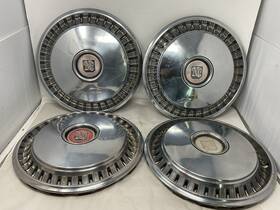 369009 Chevrolet 1976 Chevy Nova Concours Wheel Cover 14 Inch Hubcap