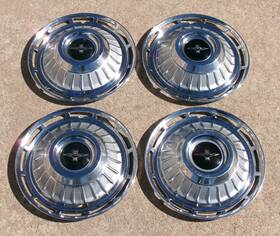 3796757 Chevrolet Set Of 4 Genuine 1962 Chevy Corvair Monza 900 13 Inch Hubcaps Wheel Covers Oem