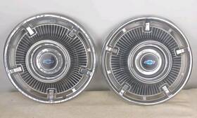 3860204 Chevrolet 2-1960s Chevy Cars Trucks Corvair Wheel Cover 14 Inch Hubcap