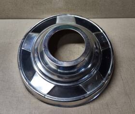 472586 Chevrolet Front Hubcap 4x4 1/2 Ton 1973-78 K10 Truck Gmc