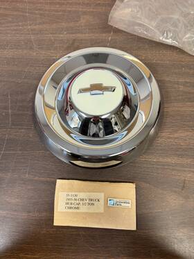 55-1130 Chevrolet 1955 1956 Chevy 1/2 Ton Truck Dog Dish Hubcap 226