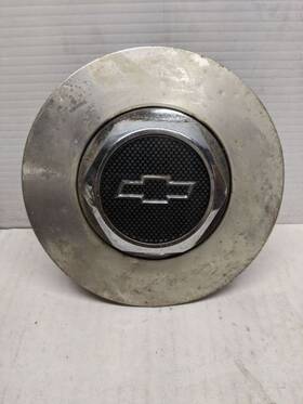 580.gm1q04 Chevrolet Impala 2004 Center Cap Wheel 370305