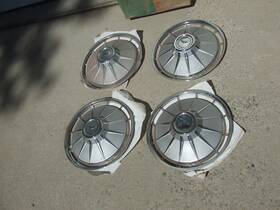 985085 Chevrolet 61 1961 Corvair Nos Original Hubcaps