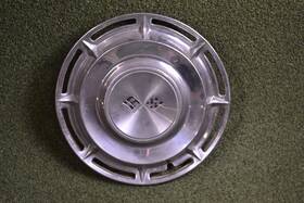 Chv60 Chevrolet One Vintage 1960 Corvette Impala 14 Inch Wheel Cover Hubcap Used. #chv60