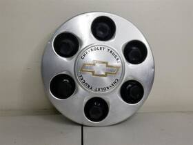 580.gm8d02 Chevrolet Truck 02 03 04 05 06 Avalanche Wheel Cover Center Cap Hubcap