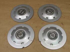 1934000025 Chrysler 04-08 Crossfire Set Of 4 Wheel Hub Center Cap Cover Oem