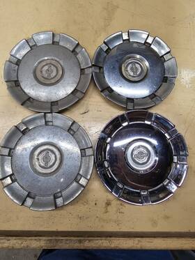 2244 Chrysler Center Caps Hubcaps 2005-2006 300 9 Spoke Chrome 18 Inch Wheel Rim