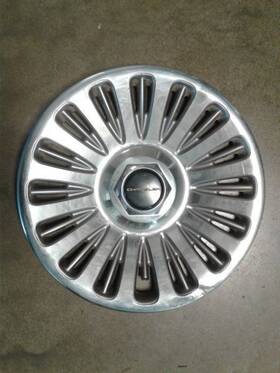 570-00499 Chrysler Wheel Cover Hubcap Fits 94-95 Lhs 25583