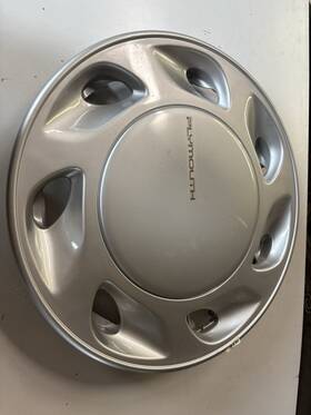 570-476 Chrysler 90-94 Laser 16 Inch Wheel Cover