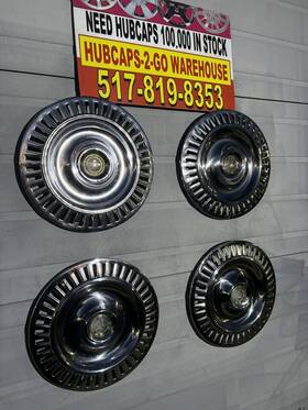 Cr-55-56 Chrysler 1955-56 Imperial Gold Accents Beautiful 15 Inch Hubcaps 4 Rare Oem Stainless