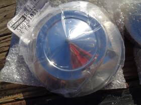 Acx-16157 Daimler Acx 16157 Front Wheel Chrome Hub Cap Freightliner Oem New