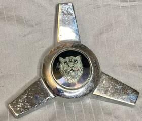 6185a Dayton Vintage Jaguar Inch Growler Logo Chrome 3-spoke Wire Wheel Center Cap