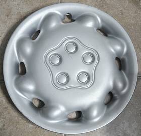 04656381 Dodge 1 Oem 1996-1999 Plymouth Neon 14 Inch Hubcap Wheel Cover #01 P/n