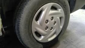 04684260 Dodge Used Wheel Cover Fits 2000 Caravan 15 5-slot Grade A