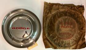 1488431 Dodge New Old Stock Wheel Cover For 1953 Models Mopar #1488431