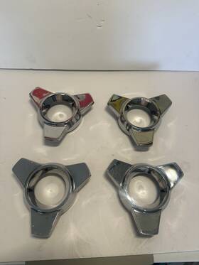 2409784 Dodge Mopar 1964 330 440 Polara 500 Custom 880 Wheel Dome Spinner