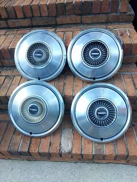 3461464 Dodge Set Of Four 1972 To 1977 Polara Monaco Ramcharger Hubcaps Wheel Covers